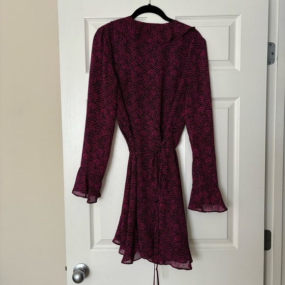 WAYF Dress Maddie Ruffled Wrap Dress, Pink/Black Size L - Picture 3 of 15